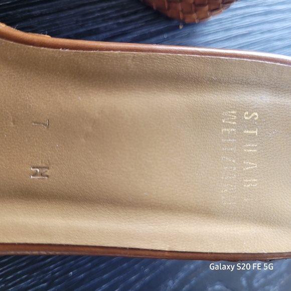 STUART WEITZMAN Designer size 7 leather cognac colored sandals. - Picture 15 of 16